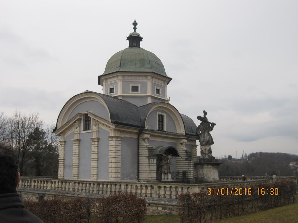 Villa Zur Schmied'N Эренхаузен Экстерьер фото